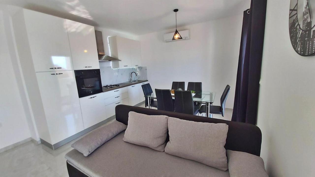 Apartments Zorica Duce Luaran gambar